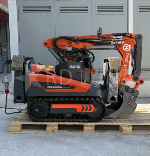 ROBOT-DXR-145.jpg