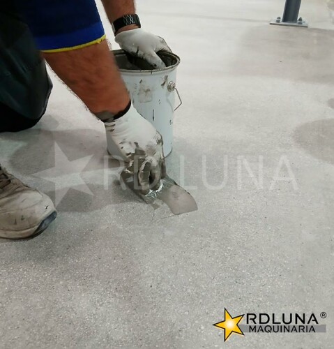 Aplicamos el sistema Husqvarna SUPERFLOOR™ en nuestras instalaciones - 2