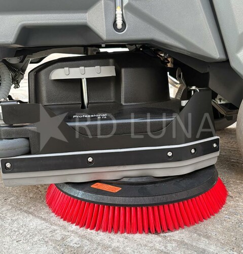 Entregamos la fregadora B 110 R CLASSIC BP D75 de Kärcher para el parking de una comunidad de propietarios - 3