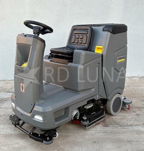 Entregamos la fregadora B 110 R CLASSIC BP D75 de Kärcher para el parking de una comunidad de propietarios - 4